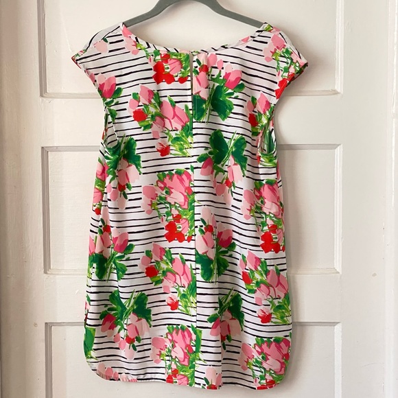 Floral Striped Blouse Tank Size Medium - Picture 2 of 11